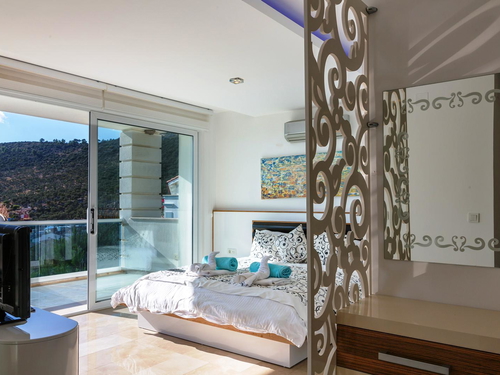  gece  -  Kasım
  | Kalkan Kızıltaş Deniz Manzaralı Lüks Villa: Jakuzili, 8 Kişilik Tatil